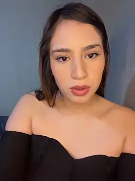 Snapshot of romyamo chatting on 02/06/26, 04:06 romyamo online show from 02/06/26, 04:06