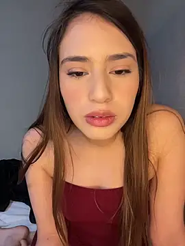 Snapshot of romyamo chatting on 02/11/26, 03:33 romyamo online show from 02/11/26, 03:33