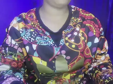 Snapshot of Bold_Beauty_07 chatting on 02/15/26, 05:31 Bold Beauty 07 online show from 02/15/26, 05:31