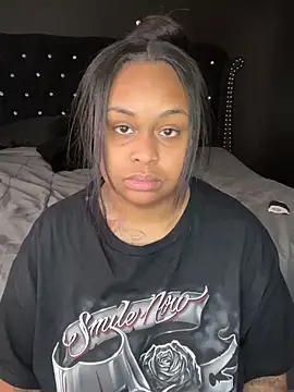 Snapshot of tipheragain chatting on 02/25/26, 05:00 tipheragain online show from 02/25/26, 05:00