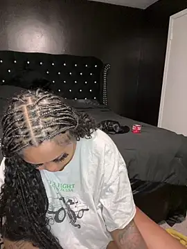 Snapshot of tipheragain chatting on 04/13/26, 10:10 tipheragain online show from 04/13/26, 10:10