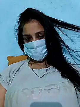 Snapshot of Niharika450 chatting on 03/02/26, 04:25 Niharika450 online show from 03/02/26, 04:25