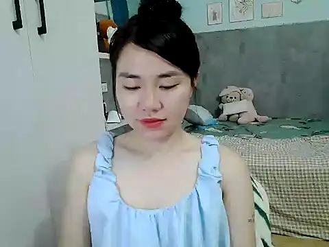 Snapshot of Amy8386 chatting on 04/11/26, 03:44 Amy8386 online show from 04/11/26, 03:44