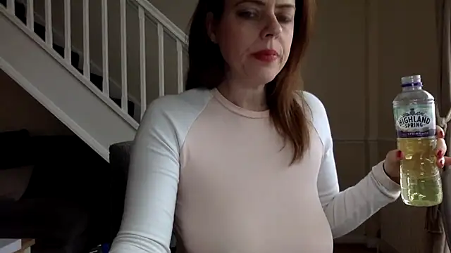 ElizabethArden42- online show from 02/26/26, 02:05