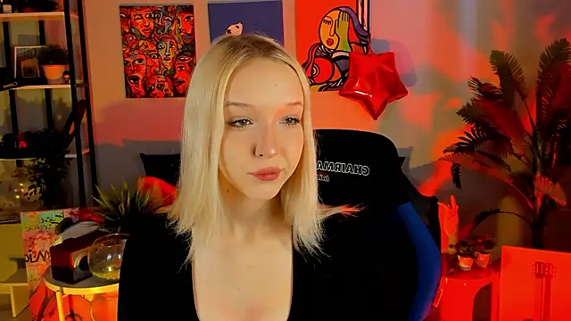 MaoqiBeverly online show from 03/12/26, 08:09