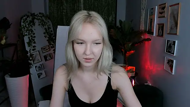 MaoqiBeverly online show from 04/01/26, 01:41