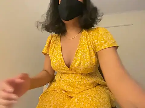 Anna girl22 online show from 03/18/26, 04:43