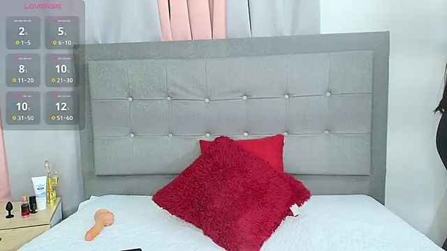 Snapshot of Karla_94 chatting on 02/21/26, 11:55 Karla 94 online show from 02/21/26, 11:55