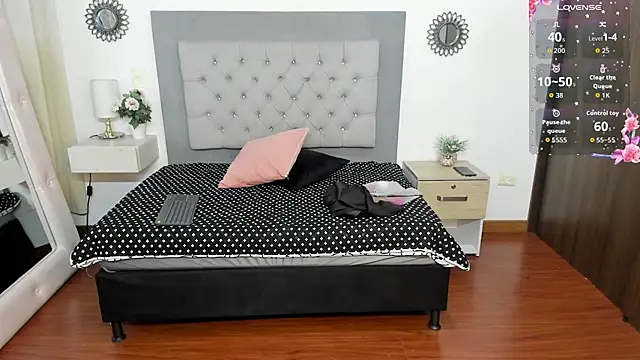 Snapshot of Karla_94 chatting on 02/27/26, 03:17 Karla 94 online show from 02/27/26, 03:17