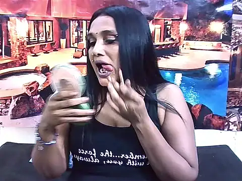 IndianSexyLady20 online show from 04/15/26, 03:08