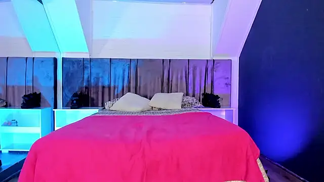 Snapshot of Flakiss_18 chatting on 02/11/26, 11:26 Flakiss 18 online show from 02/11/26, 11:26