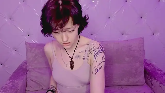 Snapshot of Svenaa_Kopnie chatting on 02/18/26, 02:29 Svenaa Kopnie online show from 02/18/26, 02:29