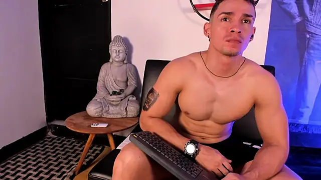 CRISTHIAN WOLF1 online show from 05/31/26, 07:48