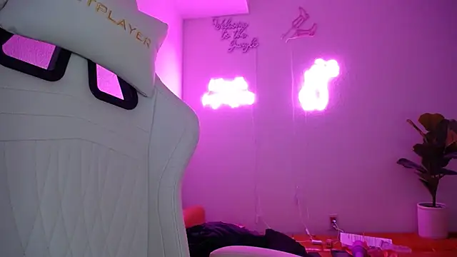 groovynights online show from 03/08/25, 07:05