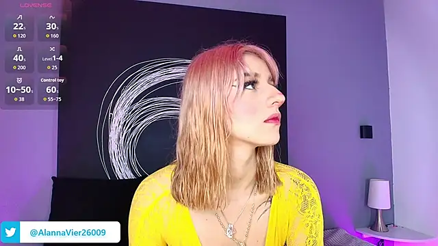 AlannaViera online show from 04/24/26, 11:45