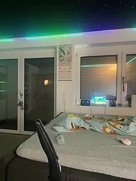 Snapshot of Just-Lilly chatting on 02/27/26, 06:19 Just-Lilly online show from 02/27/26, 06:19