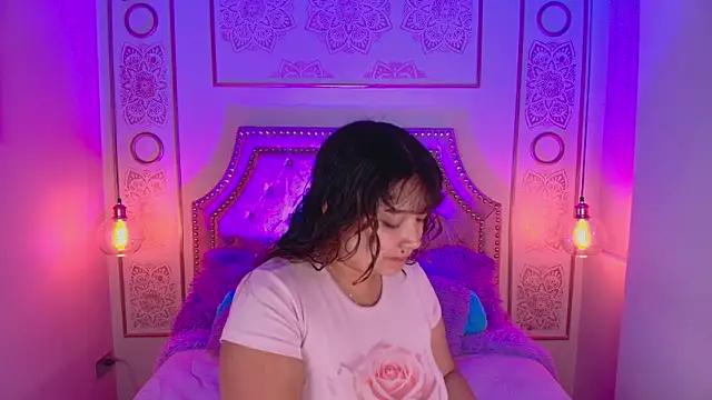 Snapshot of Honny_Blaice_ chatting on 02/25/26, 11:42 Honny Blaice online show from 02/25/26, 11:42