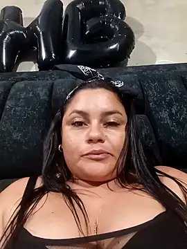 Snapshot of Lena_Cum69 chatting on 02/25/26, 03:05 Lena Cum69 online show from 02/25/26, 03:05