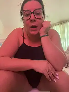 JasmineGlow7 online show from 02/20/26, 11:43