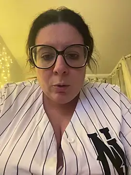 JasmineGlow7 online show from 03/29/26, 10:21