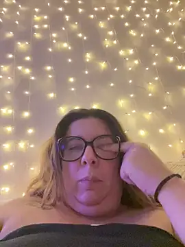 JasmineGlow7 online show from 04/22/26, 10:33