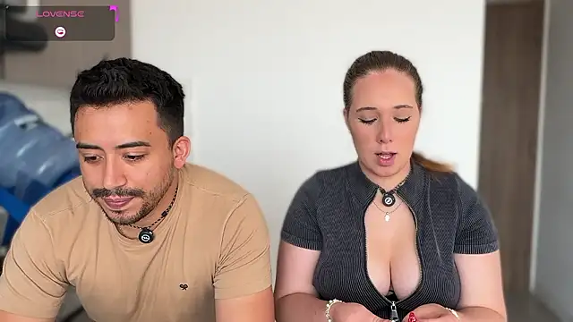 Sofii n Diego online show from 02/09/26, 09:19