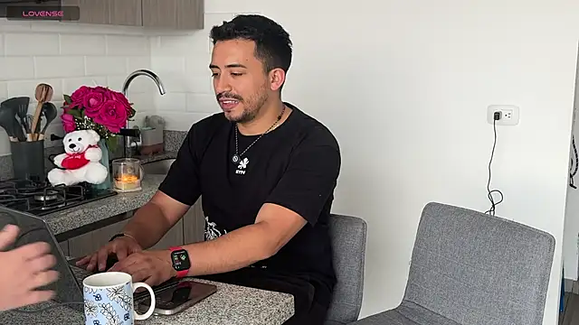 Sofii n Diego online show from 02/10/26, 08:24