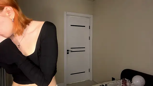 Snapshot of LuxuryRita chatting on 02/14/26, 12:57 LuxuryRita online show from 02/14/26, 12:57