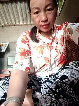 baby 112233 online show from 06/08/26, 01:50