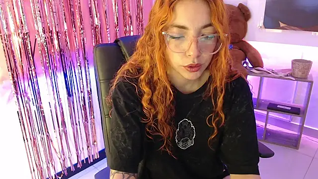 mere in redd online show from 05/04/26, 12:12