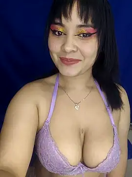 zoe love18 online show from 03/24/26, 04:06