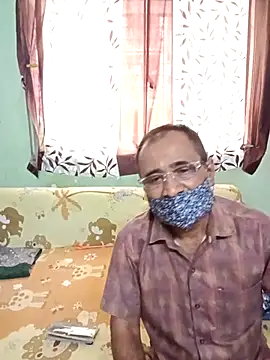 HoneyHush online show from 02/06/26, 08:07