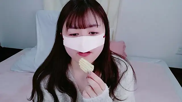 Snapshot of Anzu_25 chatting on 02/21/26, 09:32 Anzu 25 online show from 02/21/26, 09:32