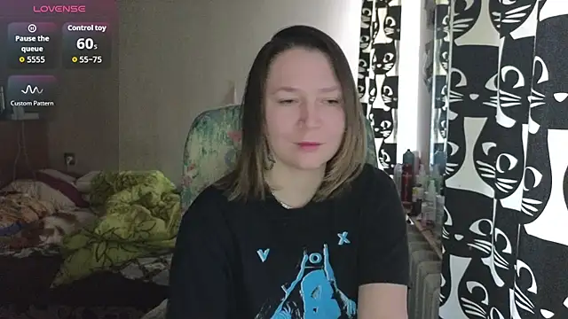 Snapshot of Ozalin_ chatting on 02/18/26, 07:59 Ozalin online show from 02/18/26, 07:59