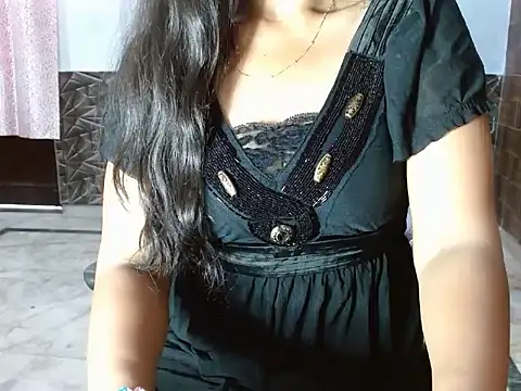 ELIZA 01 online show from 05/18/26, 05:02