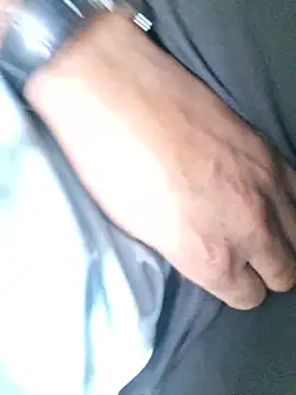 Snapshot of hot---boy1 chatting on 02/25/26, 04:33 hot---boy1 online show from 02/25/26, 04:33