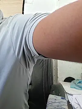 hot---boy1 online show from 03/04/26, 09:04