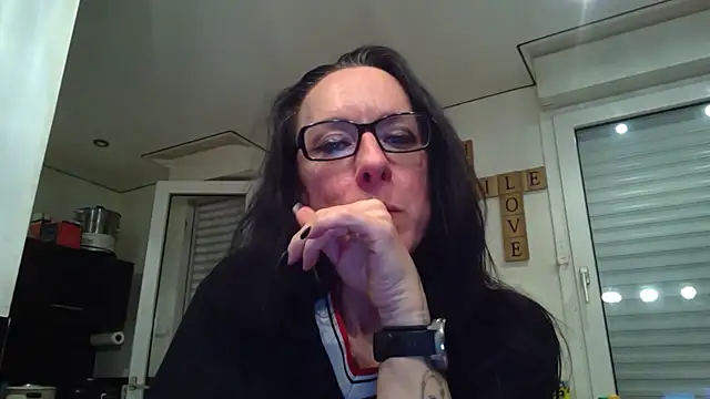 Snapshot of FITGIRL-MAEVA chatting on 02/10/26, 08:13 FITGIRL-MAEVA online show from 02/10/26, 08:13