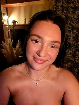 Snapshot of HotDevilGirl_ chatting on 02/05/26, 04:00 HotDevilGirl online show from 02/05/26, 04:00