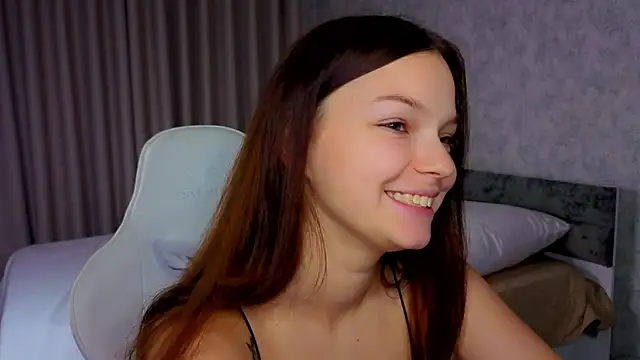 Snapshot of ElizaPizza chatting on 06/03/26, 06:24 ElizaPizza online show from 06/03/26, 06:24