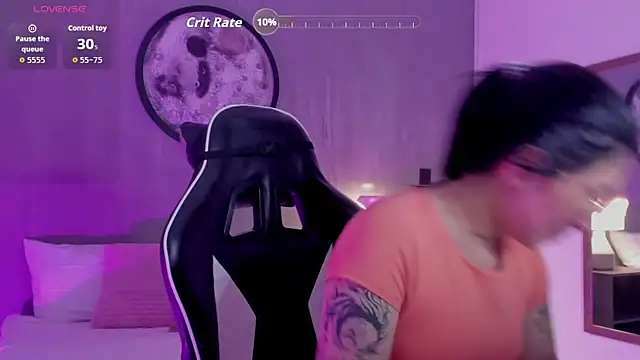 charlottee27  online show from 06/13/26, 01:58
