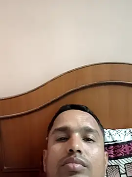 Snapshot of Mumbai_handsom92 chatting on 02/06/26, 05:38 Mumbai handsom92 online show from 02/06/26, 05:38