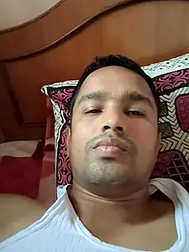 Mumbai handsom92 online show from 03/06/26, 03:36