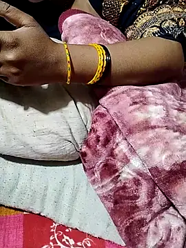 Snapshot of horny_indian90 chatting on 02/05/26, 03:05 horny indian90 online show from 02/05/26, 03:05