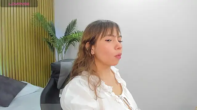 Snapshot of milaack_ chatting on 02/13/26, 07:32 milaack online show from 02/13/26, 07:32