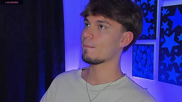 manu  05 online show from 04/21/26, 03:24