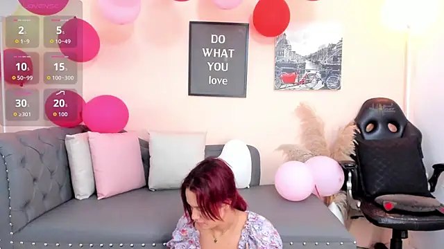 Snapshot of victoriazans chatting on 02/12/26, 04:07 victoriazans online show from 02/12/26, 04:07