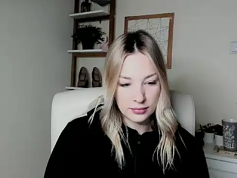 VelvetAngela online show from 02/17/26, 06:32