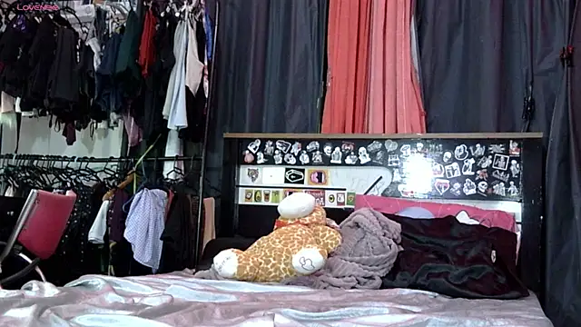 LadySilver online show from 02/25/26, 10:19