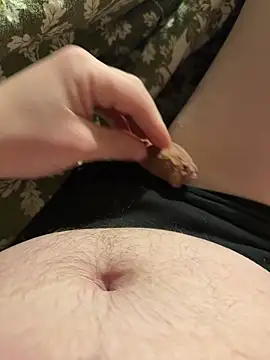 twankletoes1234 online show from 02/20/26, 10:43